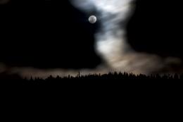 moon in speeding clouds